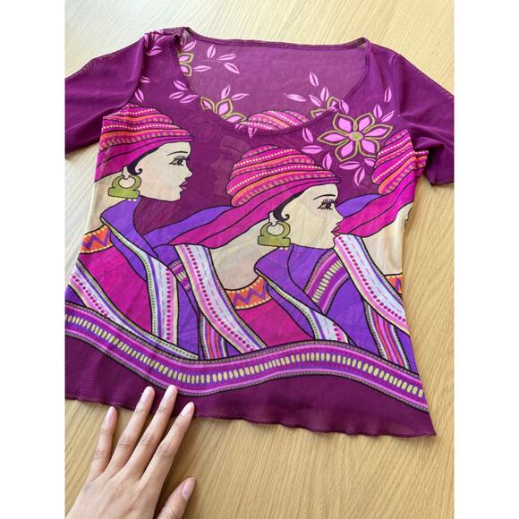 Vintage 00s Woman Graphic Mesh Short Sleeve Tee (S/M) indie gaultier - Picture 5 of 10